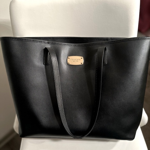 Michael Kors Black Leather Tote - Picture 1 of 6